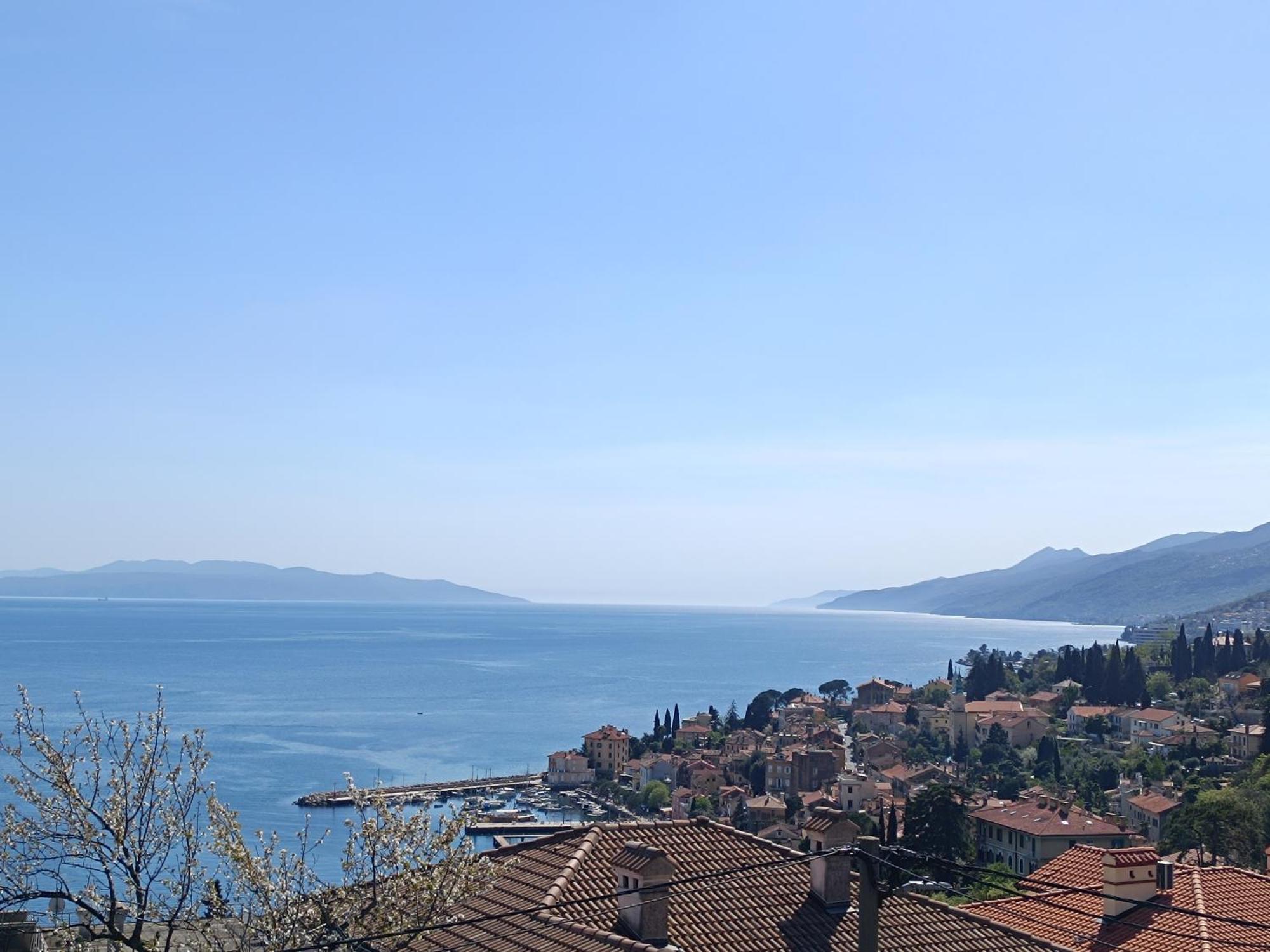 Fenix - Stunning View, Great Location & Free Parking Apartment Opatija Exterior foto
